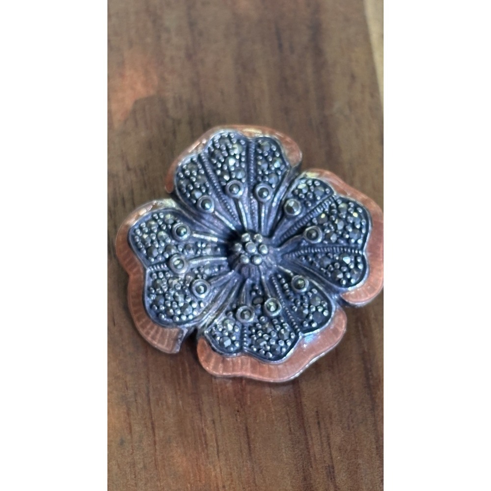 Vintage Sterling Silver Flower Marcasite Brooch signd 925 Thialand